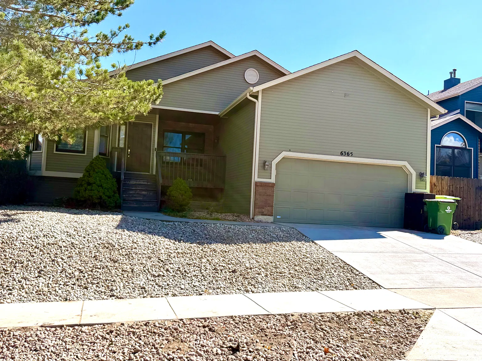 5 bed, 3500 sqft, $2,400 — Photo 1