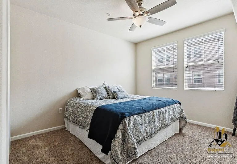 900 Moon Cir #922 — Photo 18