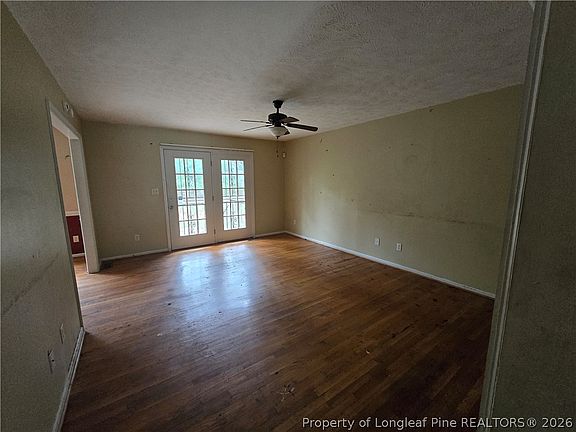 3rd image of 4713 Miranda Dr