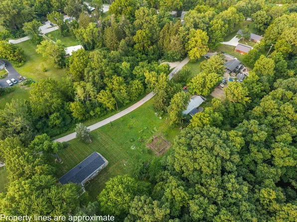 227 Olentangy View Dr, Delaware, OH 43015