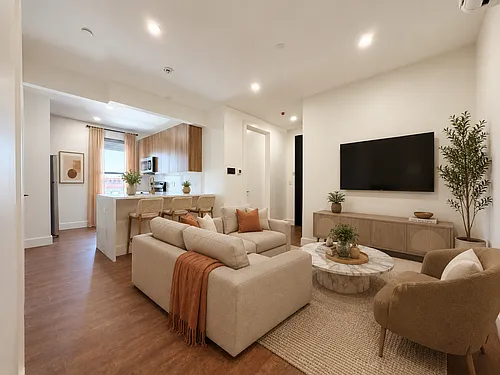 5102 5th Ave #401 Photo 1