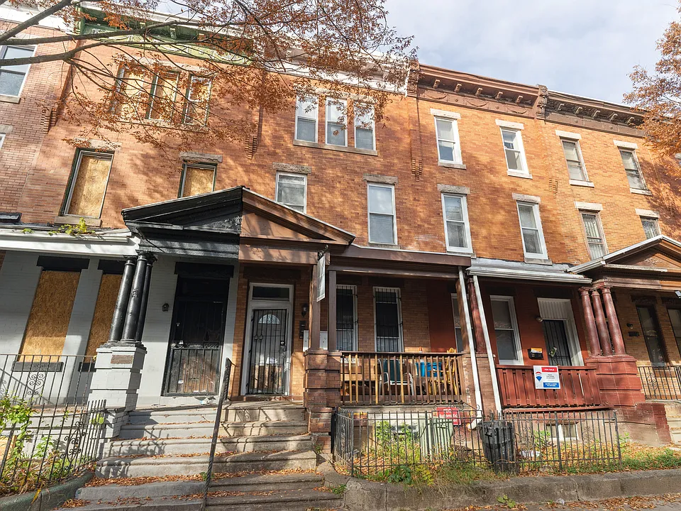 2252 N Park Ave #I