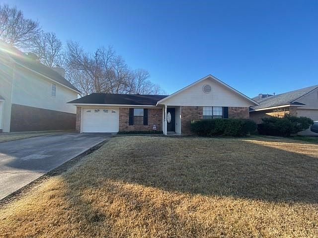 2nd image of 5342 Lauri Ln