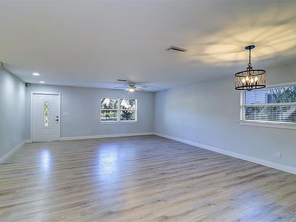 4th image of 8074 28th Ave N