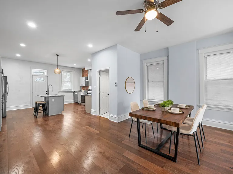 4247 Chouteau Ave — Photo 7