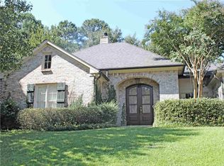 340 Pinewood Ln, Ridgeland, MS 39157