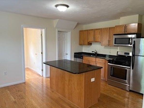 88 N Main St APT 3