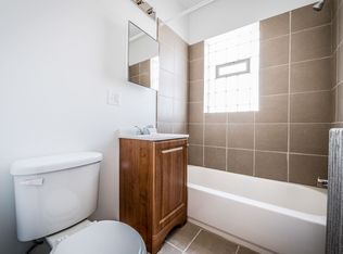 702 N Waller Ave #1, Chicago, IL 60644