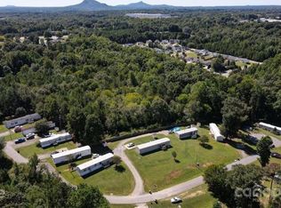 201 Tall Pines Ln, Bessemer City, NC 28016