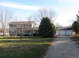 1794 N 2525 East Rd, Moweaqua, IL 62550