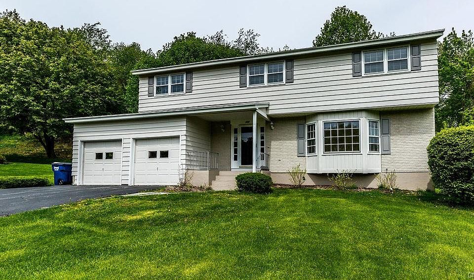 1st image of 108 Terrytown Heights Dr