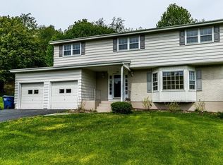 108 Terrytown Heights Dr, Syracuse, NY 13219