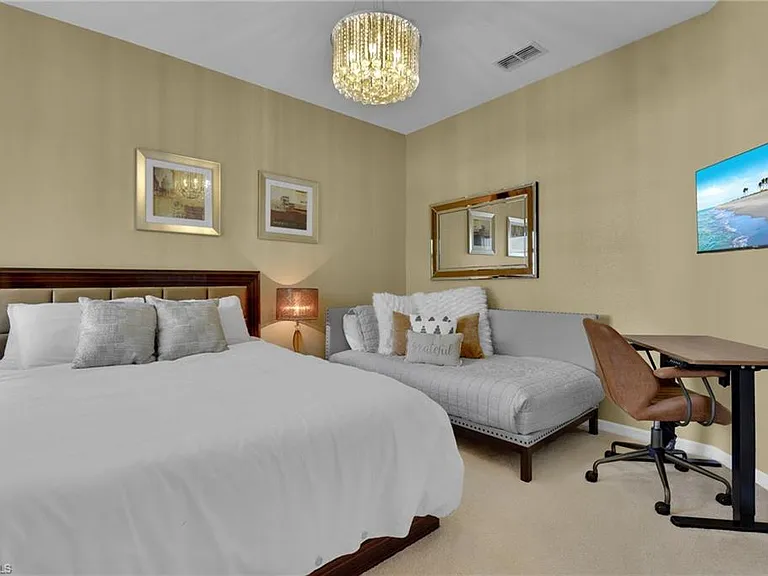 4650 Hawks Nest Way #M-202 — Photo 20