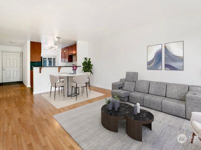 130 105th Avenue SE #214, Bellevue, WA, 98004