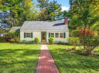 35 Mohawk Dr, Acton, MA 01720