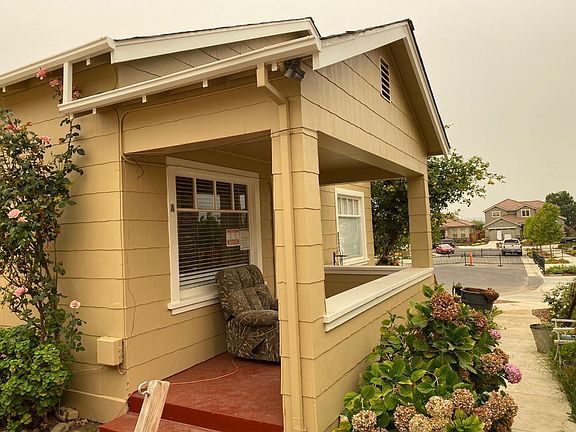 2nd image of 831 Trinity Dr