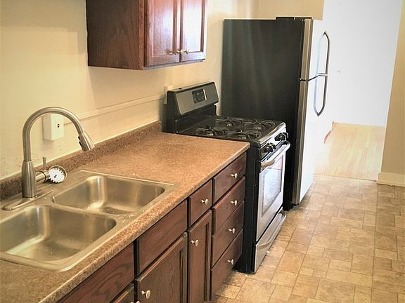 3rd image of 4023 Harrison St #2