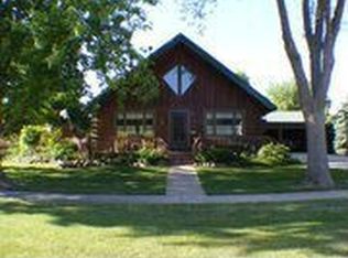 460 1st St SW, Hartley, IA 51346