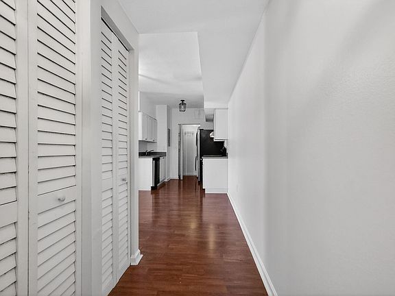 5th image of 3261 Sabal Palm Manor #101