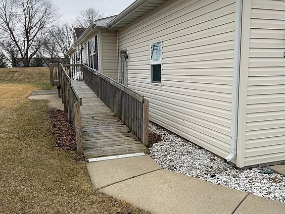 3rd image of 3708 Greenspire Ct