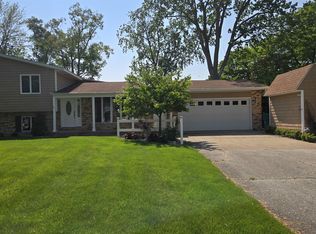 2898 Evergreen Dr, Bay City, MI 48706