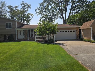 2898 Evergreen Dr, Bay City, MI, 48706