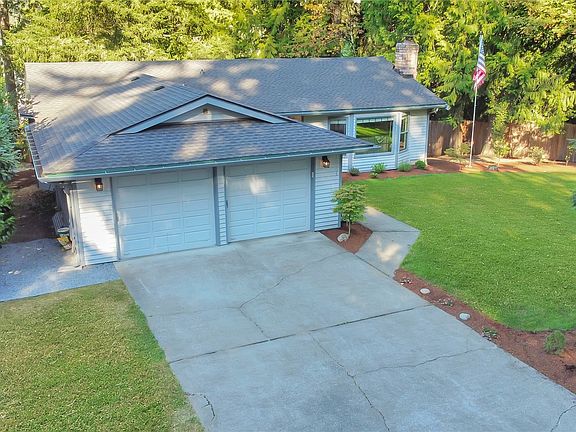 Nice Sized Lot with elbow room & trees for Privacy. >