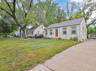 5004 Fairview Ave N, Crystal, MN 55429