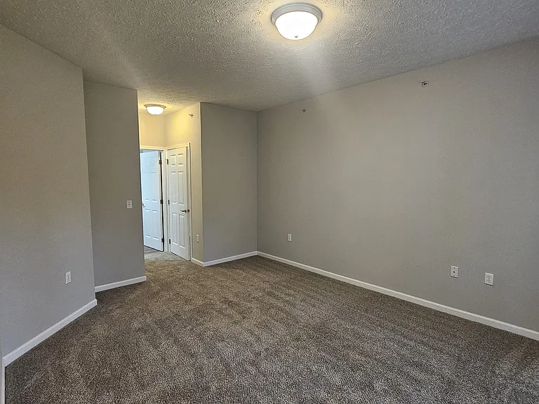 Aquamarine Apartments — Photo 78