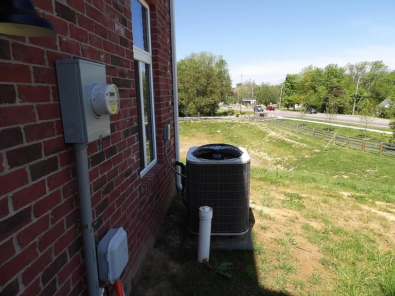 10907 Cole Thompson Ln — Photo 27