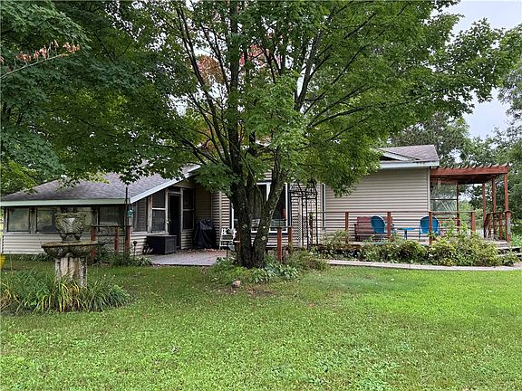 2nd image of S 1095 140th Street