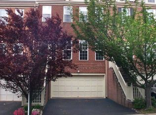 404 Winding Rose Dr, Rockville, MD 20850