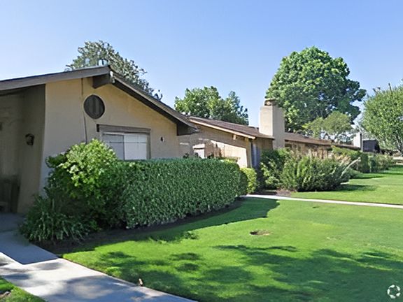 2nd image of 642 & 666 W Barstow Ave #196