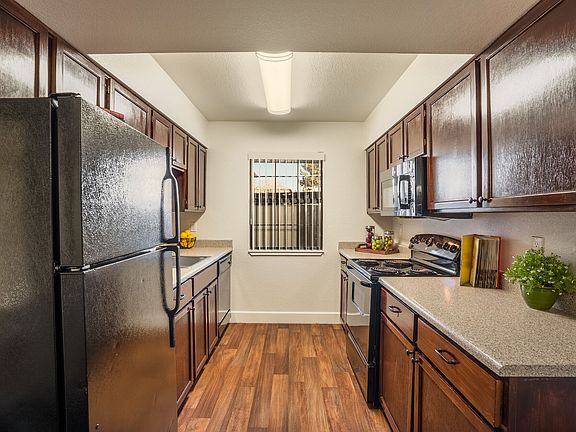 The Reserve apartments community photo