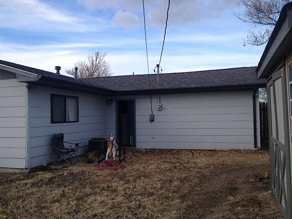3rd image of 1030 S Holly Dr