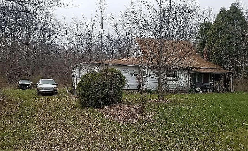 2nd image of 20310 Barker Rd