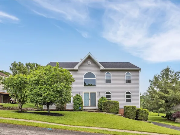 110 Jessica Dr, Cranberry Township, PA 16066