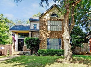 10451 Woodleaf Dr, Dallas, TX 75227