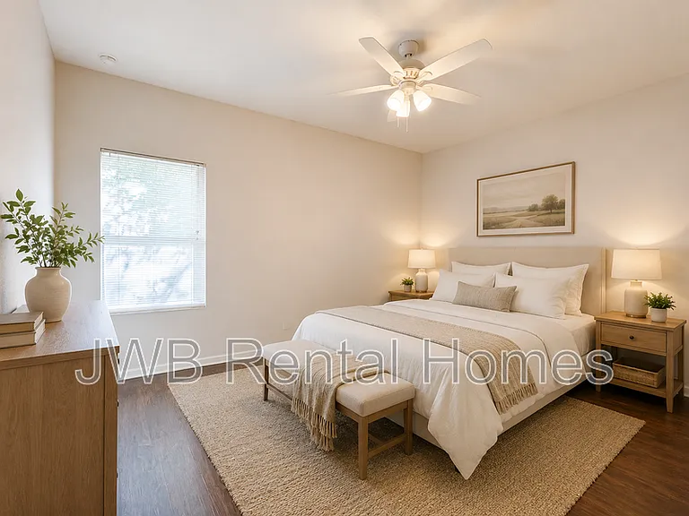 691 Herman St — Photo 9