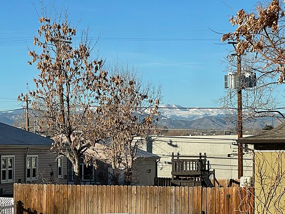 Blue Sky Mtn view through kitchen window!