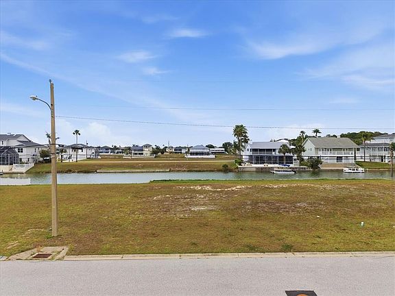 5th image of 4033 Triggerfish Dr Lot 5