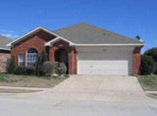 8728 Arcadia Park Dr, Fort Worth, TX 76244