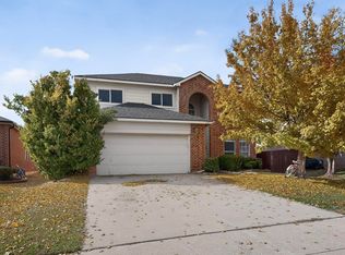 1117 Indian Trail Ct, Roanoke, TX 76262