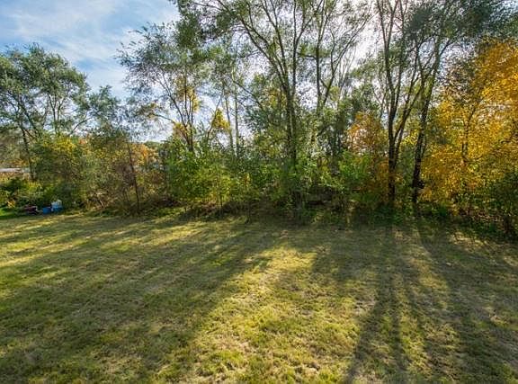 5th image of 30850 Gregory Dr