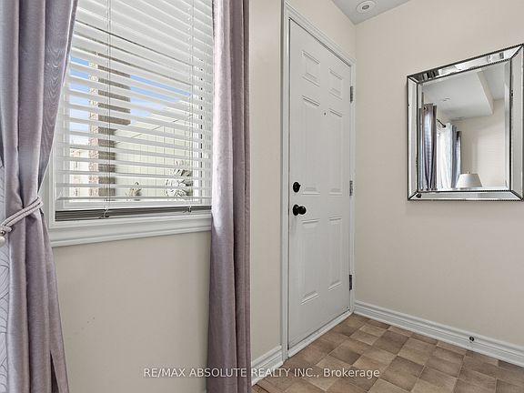 4th image of 1119 Stittsville Main St #F