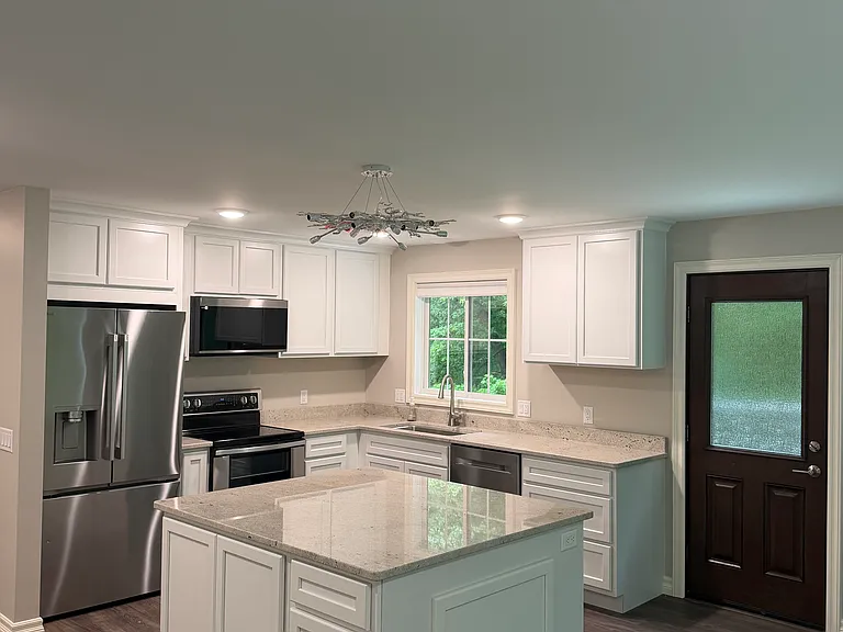 5051 Shellamie Dr — Photo 3