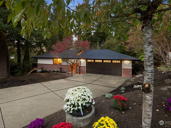 5707 110th Avenue SE, Bellevue, WA 98006