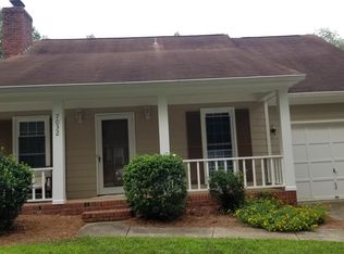 7032 Stoneridge Rd, Charlotte, NC 28226