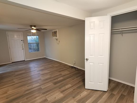 5th image of 137 E Norwood Ct APT 6