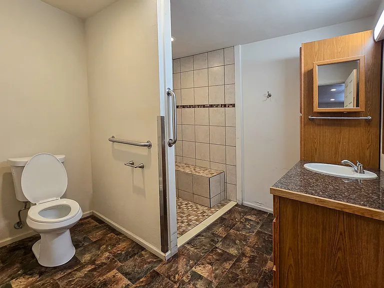 1310 Chucker Ln — Photo 7